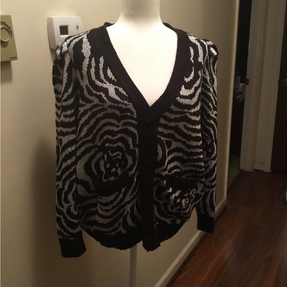 Black and silver sweater size XL
